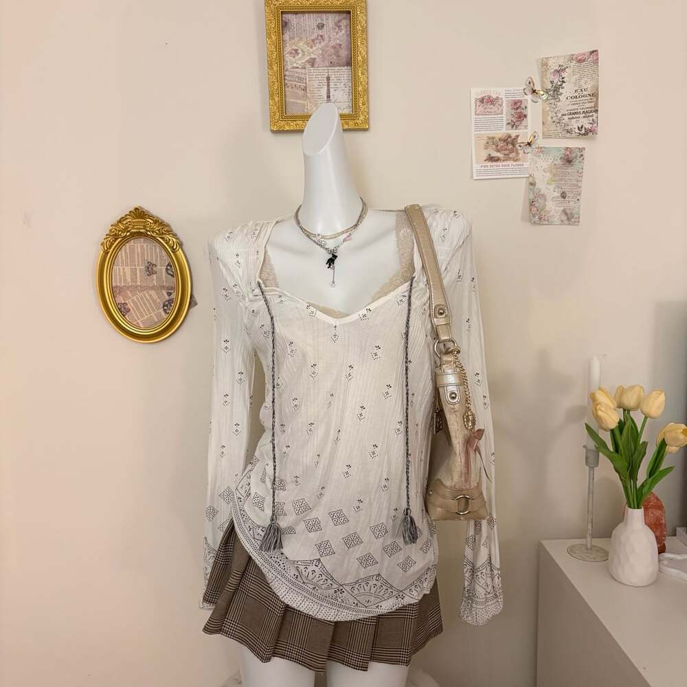 Lucky Brand Long Sleeve Top Size S White Bohemian Print Tassel V-Neck